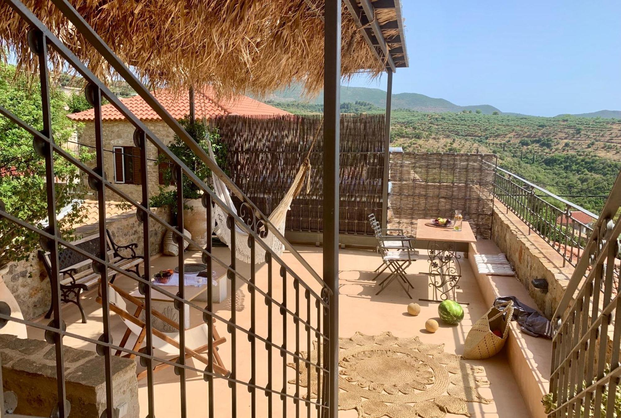 Villa Vager Mani Hotel カラマタ エクステリア 写真