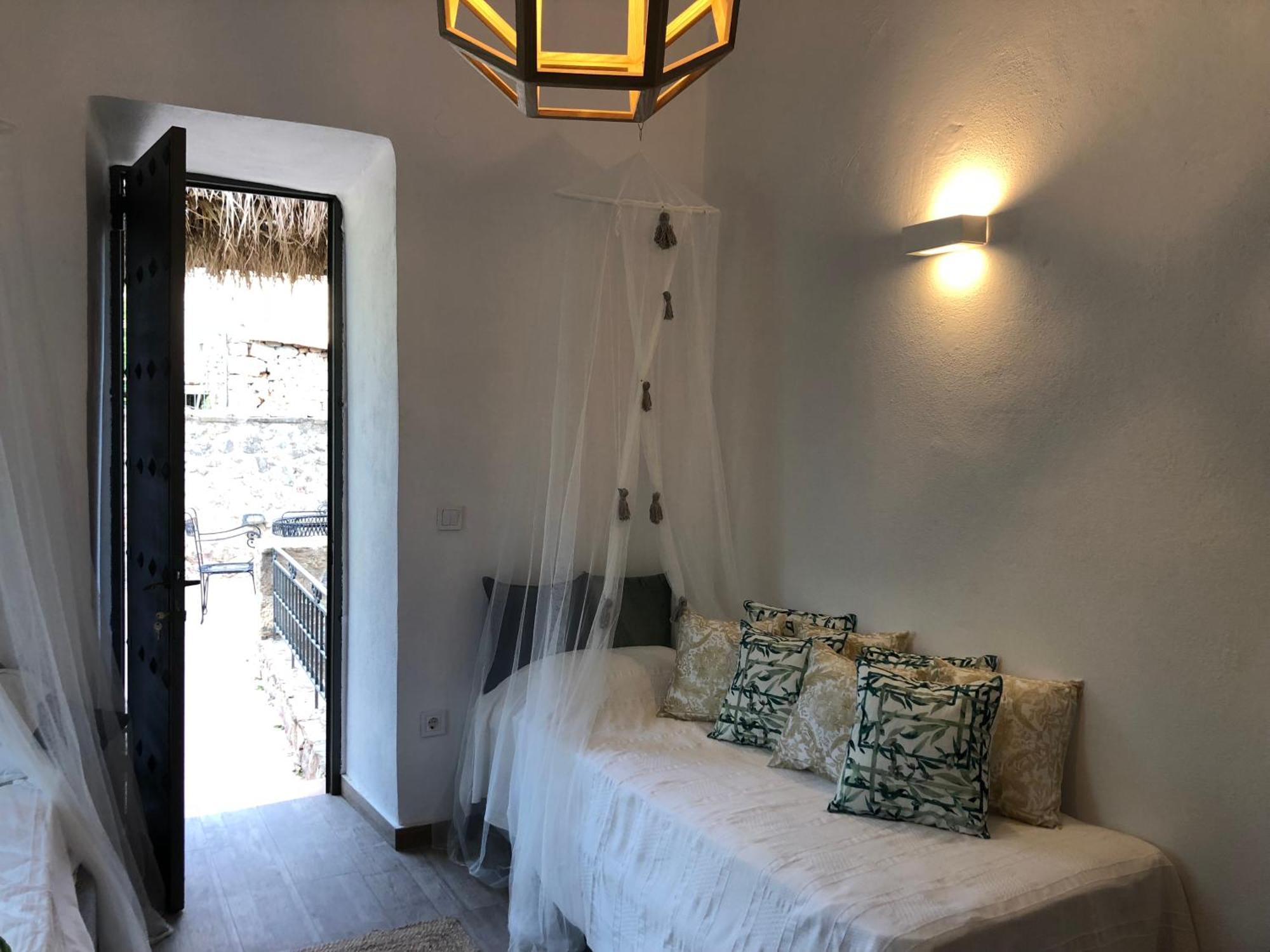 Villa Vager Mani Hotel カラマタ エクステリア 写真