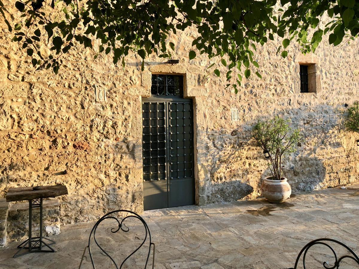 Villa Vager Mani Hotel カラマタ エクステリア 写真