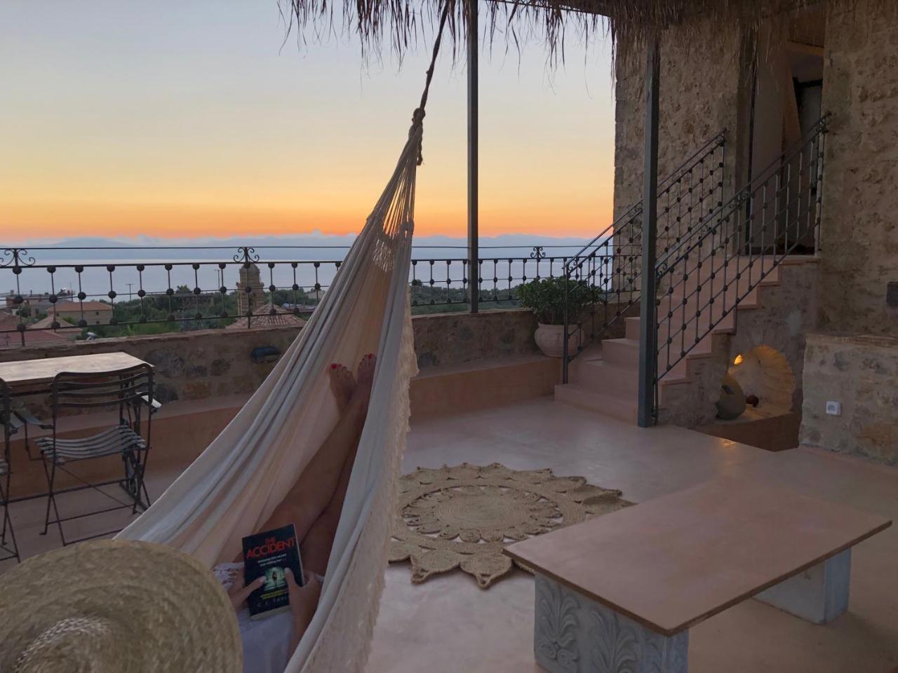 Villa Vager Mani Hotel カラマタ エクステリア 写真