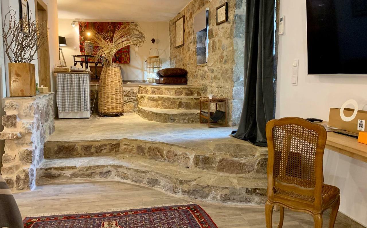 Villa Vager Mani Hotel カラマタ エクステリア 写真